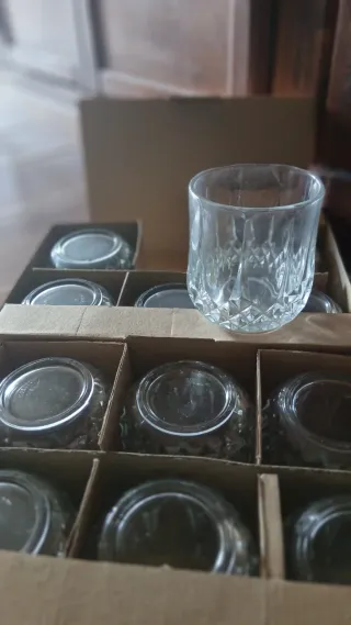 Conjunto 12 vasos cristal tallado sin estrenar
