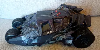 Batman Begins Batmobile 2005 Comics auto 33 cm