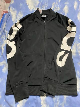 Chaqueta Adidas Negra Talla 13-14 equivalente XS