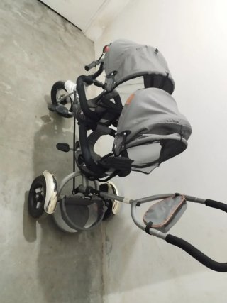 Bicicleta gemelar de paseo gris