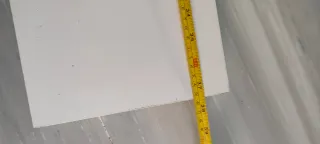 Repisa blanca de 4 cm por 95 de largo por 2