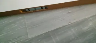 Repisa blanca de 4 cm por 95 de largo por 2