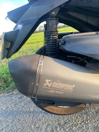 Yamaha XMAX 400 Negro