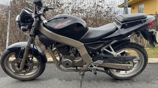 Daelim Roadwin 125cc Naked 2005