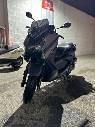 Yamaha XMAX 2017 Gris
