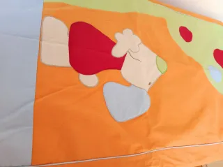 Conjunto edredón y chichonera cuna