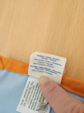 Conjunto edredón y chichonera cuna