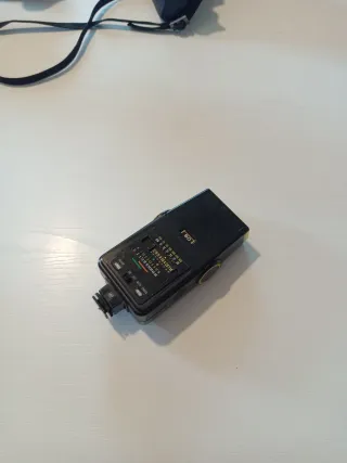 Yashica FX-D Quartz fotocamera + Flash Wexon