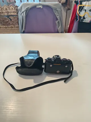 Yashica FX-D Quartz fotocamera + Flash Wexon