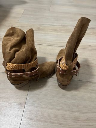 Botas camperas marrones