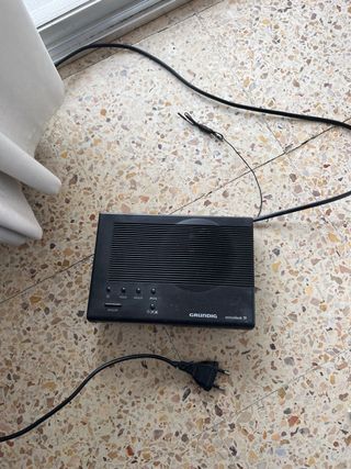 Radio Despertador Grundig