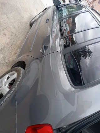 Volkswagen Touran 2011