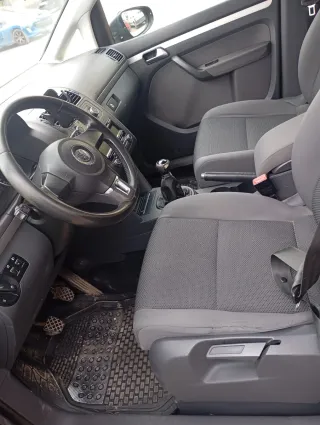 Volkswagen Touran 2011