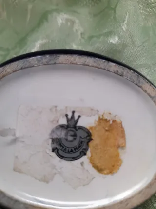 Antico portagioie blu con decori oro