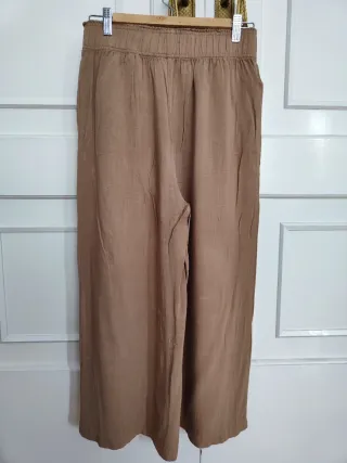 Conjunto pantalón y top marrón