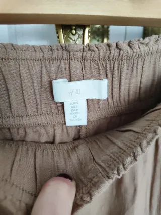 Conjunto pantalón y top marrón