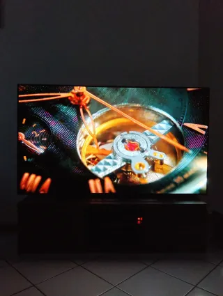 TV OLED 65 pollici