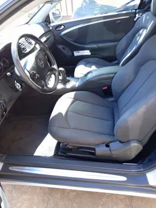 Mercedes-Benz  CLK 2003