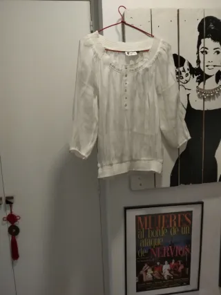 Blusa blanca manga 3/4