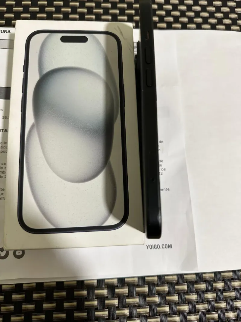 iPhone 15 (CAJA+FACTURA+CABLE) afbeelding 3