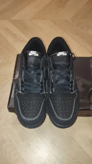 Air Jordan 1 Low Phantom Travis Scott Negro