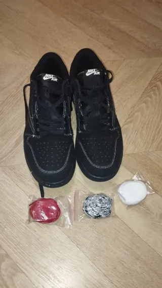 Air Jordan 1 Low Phantom Travis Scott Negro