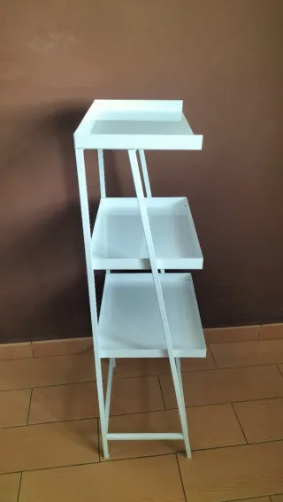 Estantería metálica blanca de 3 niveles
