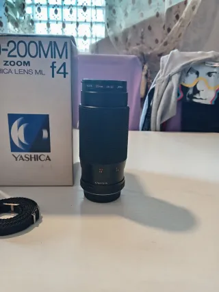 Yashica Zoom 80-200mm f4 Obiettivo