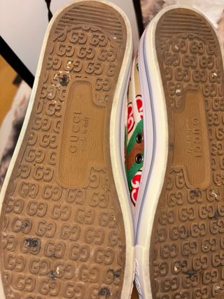 Zapatillas Gucci con estampado de manzana