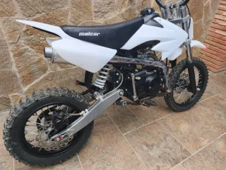 Moto Cross 125cc 4T Buen Estado