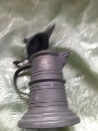 Antica caffettiera in metallo