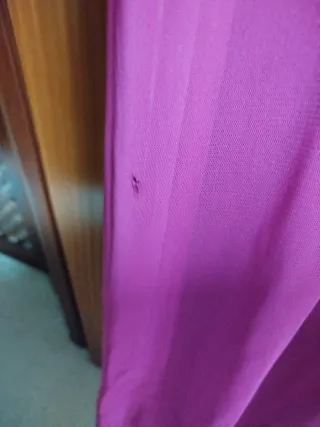 Vestido largo fucsia con flor