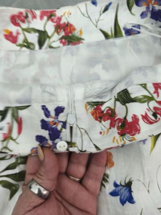 Traje falda y chaqueta estampado floral