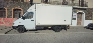 Mercedes-Benz Sprinter Camion Vivienda-Negocio2004