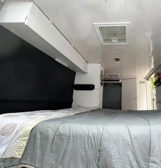 Mercedes-Benz Sprinter Camion Vivienda-Negocio2004