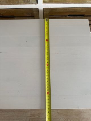 2 Mesitas de noche blancas con cajones