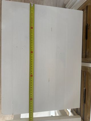 2 Mesitas de noche blancas con cajones