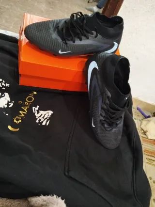 Botas de fútbol Nike Phantom