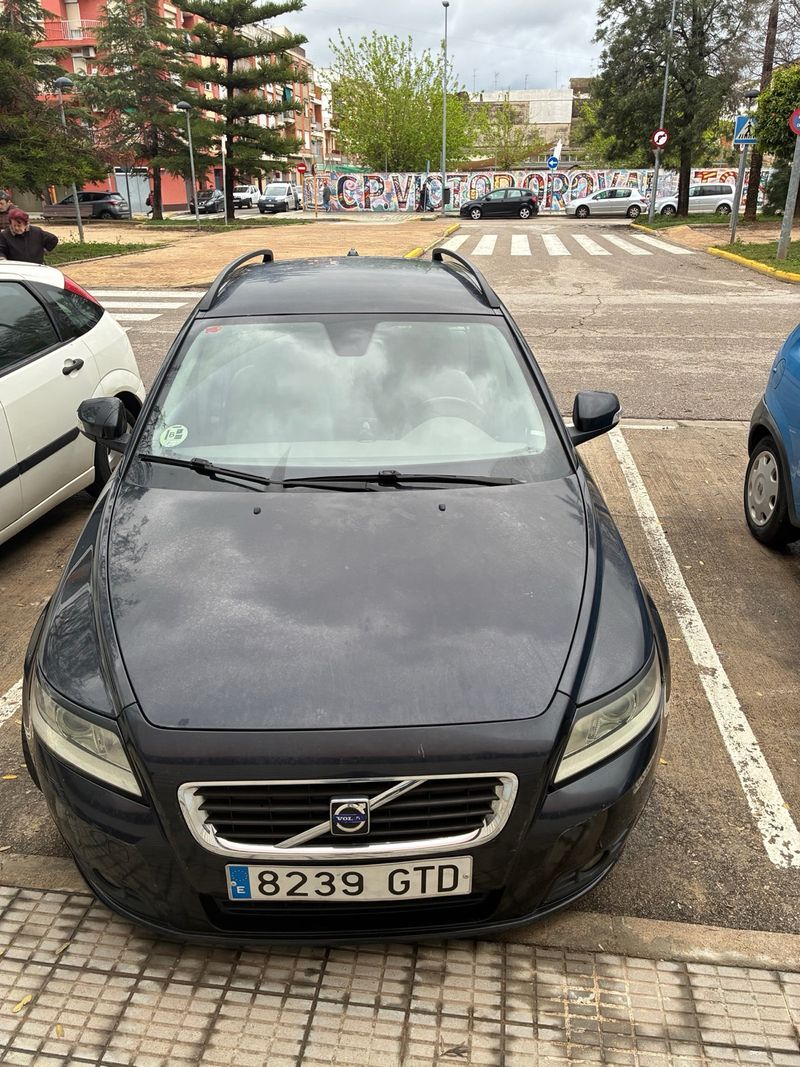Volvo V50 2010 - foto 1