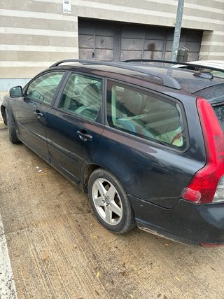 Volvo V50 2010