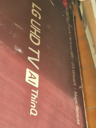 TV LG 75 pulgadas para piezas.