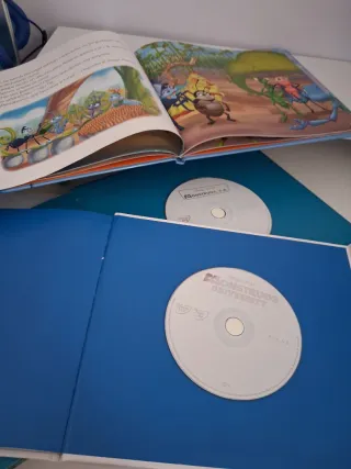 Lote 3 Libros Disney Pixar (Monstruos, Bichos)