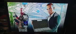 PS3 Super Slim 500GB con juegos