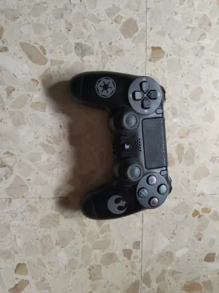 Mando PS4 Star Wars Edición Especial
