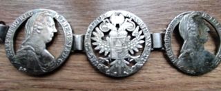 Collana con monete d'argento M.Theresia 1780