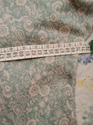 Camiseta estampada cuello pico