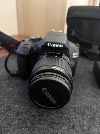Cámara Canon EOS 2000d Negra