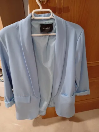 Americana mujer entretiempo azul. Muy comoda