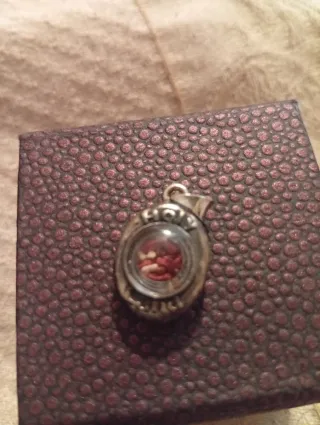 Reliquia con interior