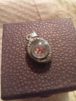 Reliquia con interior